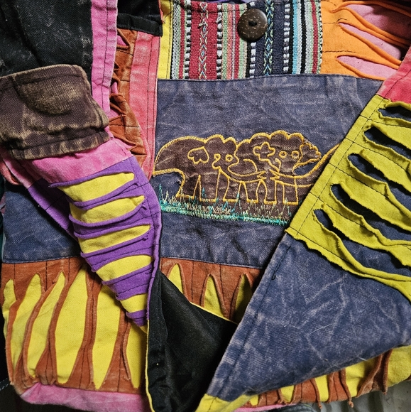 Hand made cross body over shoulder bag. - Picture 2 of 3